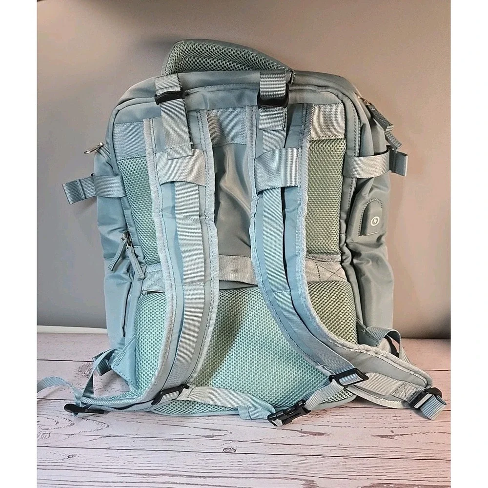 COMPUTER BACKPACK TSA APPROVED TRAVEL HIKING SPORTS WATERPROOF SEAFOAM GREEN NEW